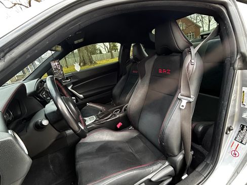 Used 2018 Subaru BRZ Limited w/ Popular Package #3 image 8