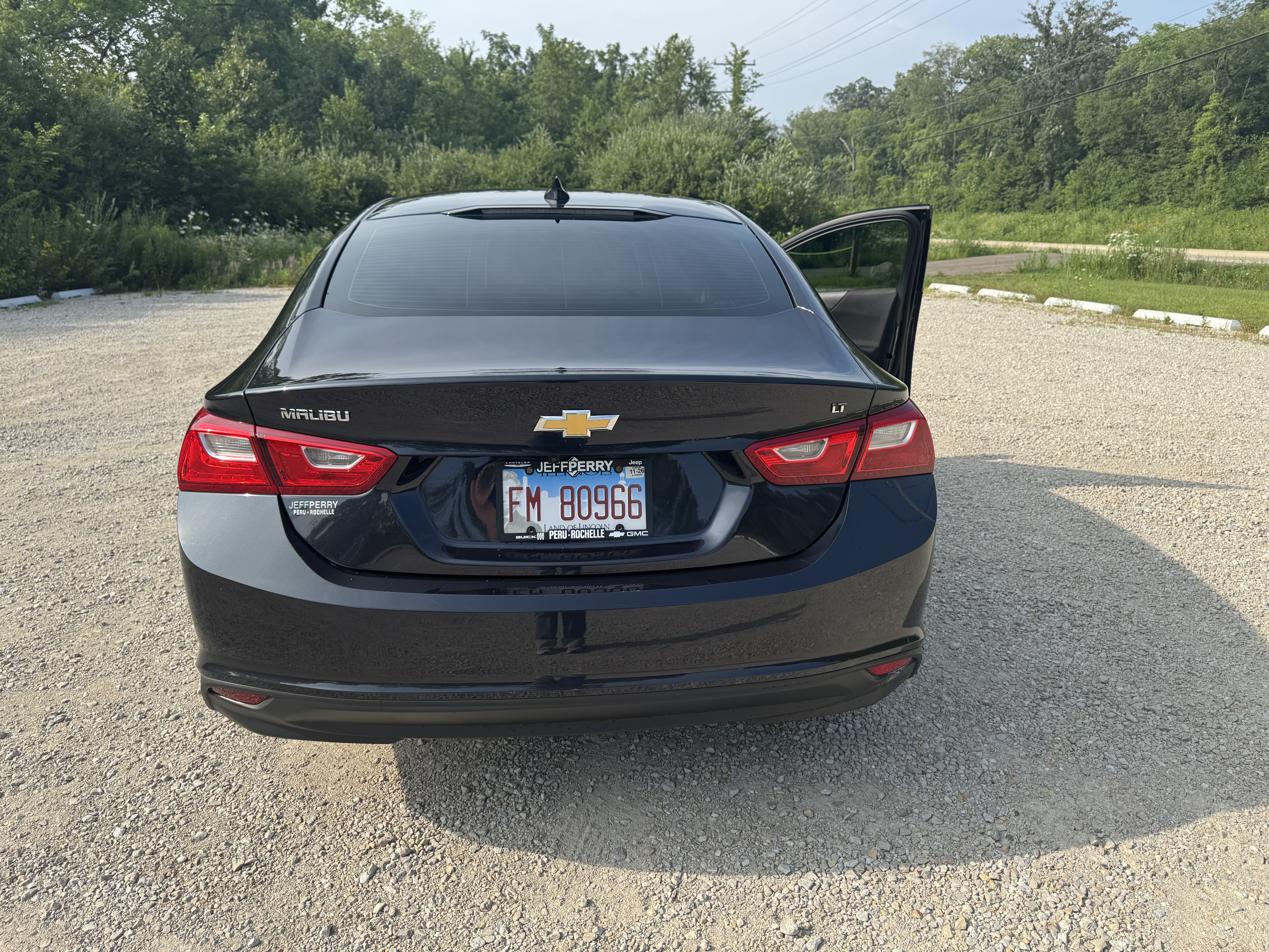 Used 2023 Chevrolet Malibu LT FWD image 5