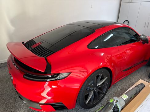 Used 2024 Porsche 911 Carrera T image 5