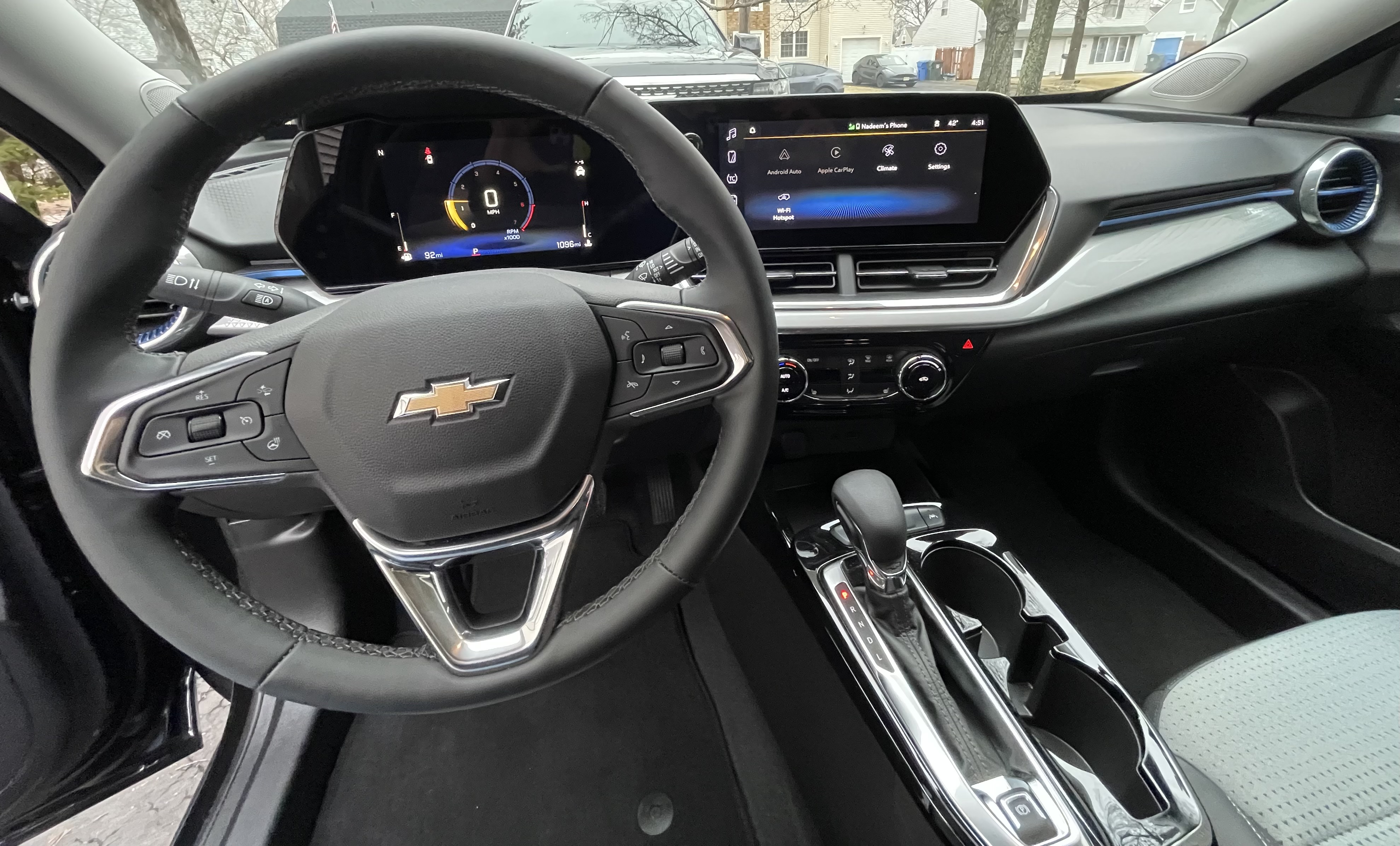 Used 2025 Chevrolet Trax LT w/ Driver Confidence Package FWD image 5