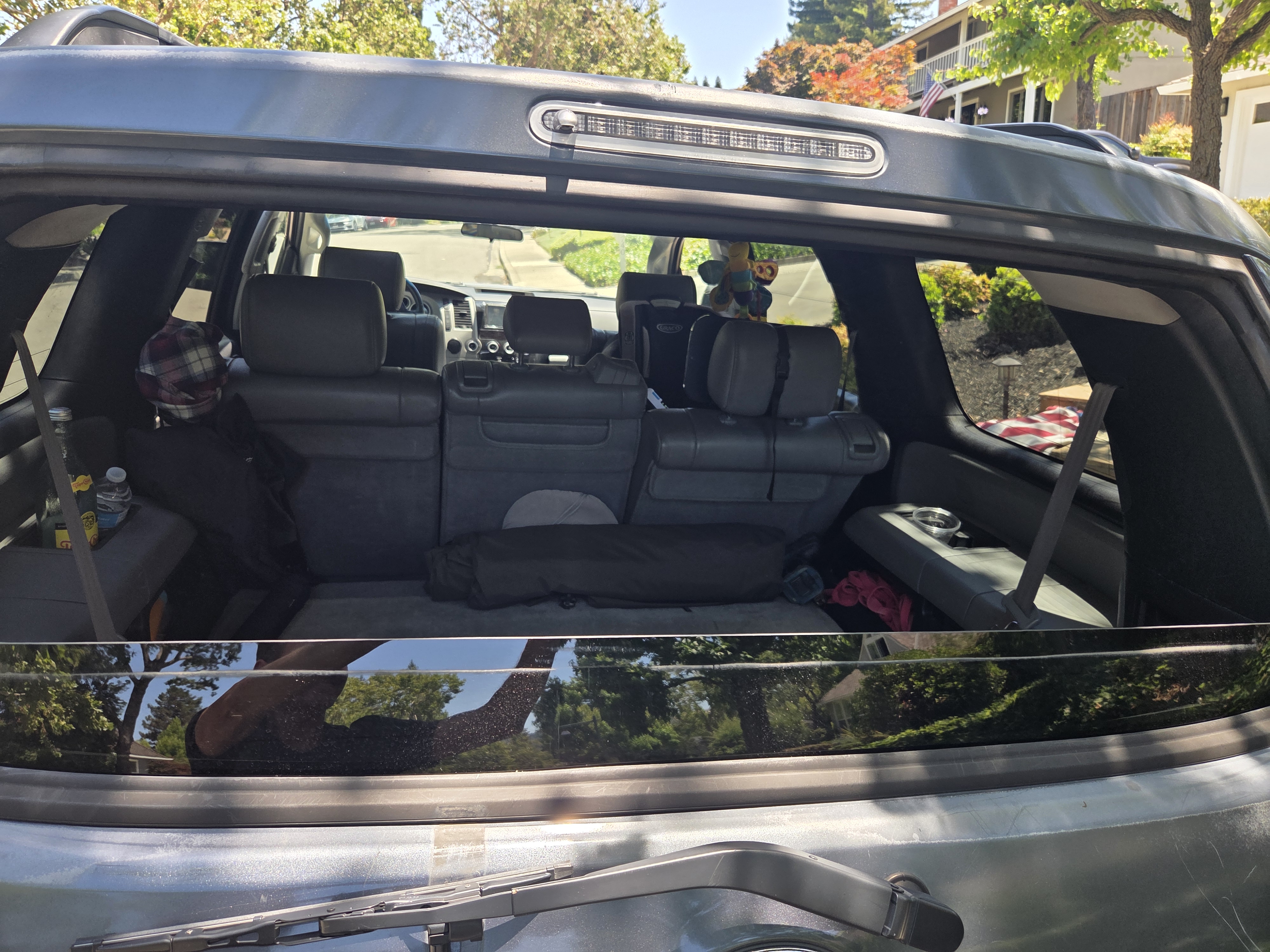 Used 2008 Toyota Sequoia SR5 RWD image 4