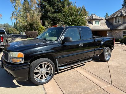 Used 2002 GMC Sierra 1500 Denali