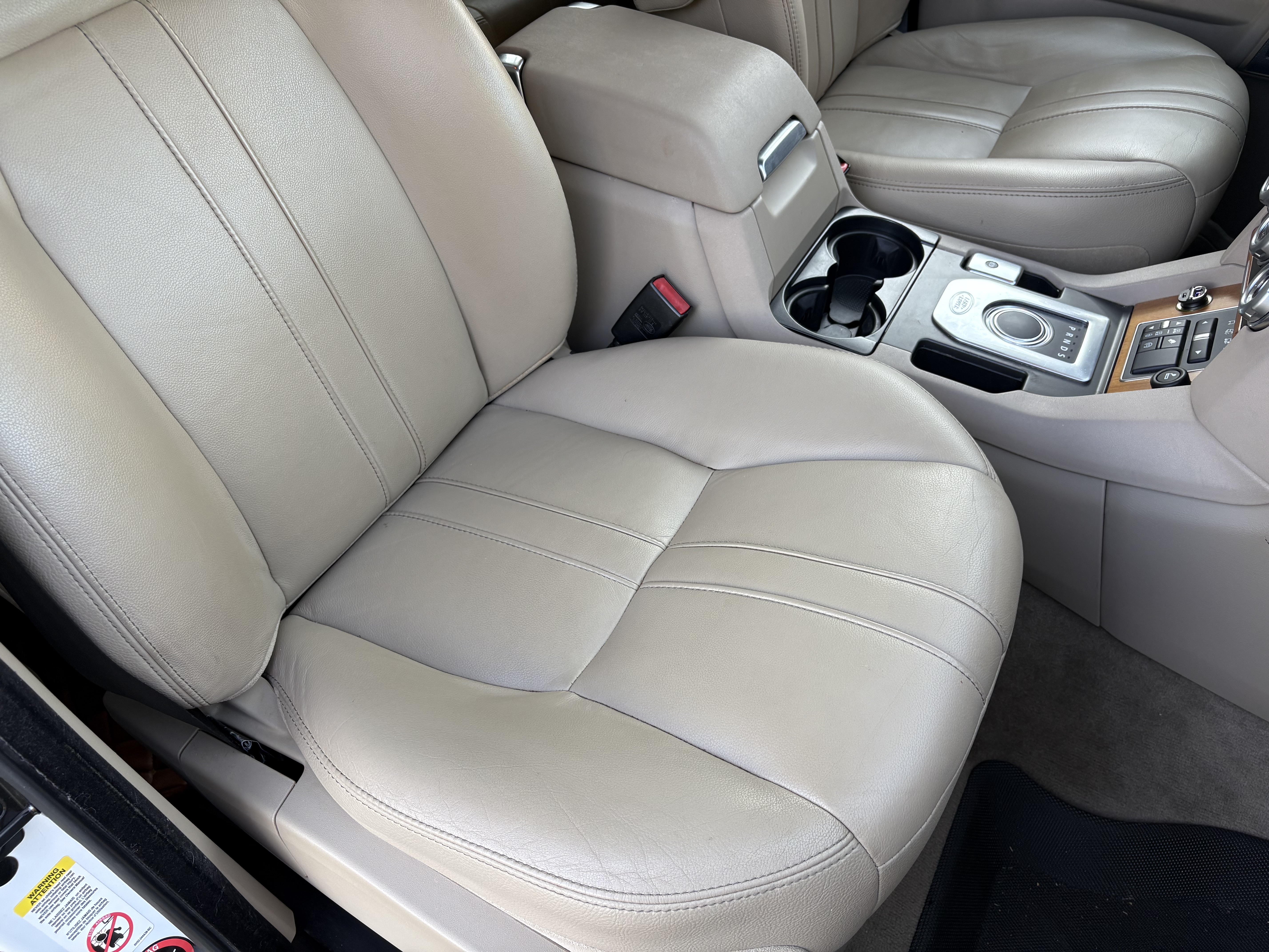 Used 2015 Land Rover LR4 HSE AWD/4WD image 15