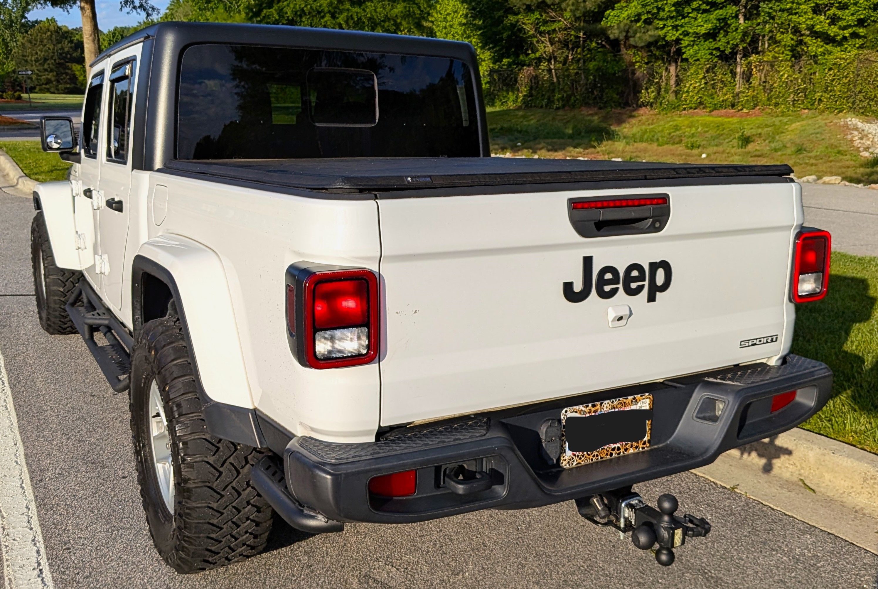 Used 2021 Jeep Gladiator Sport AWD/4WD image 5