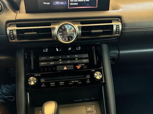 Used 2021 Lexus IS 350 F Sport image 16