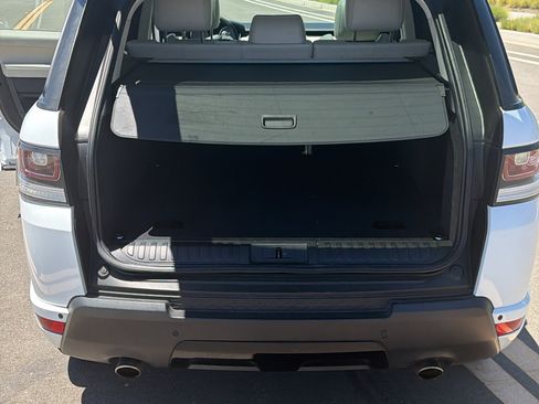 Used 2015 Land Rover Range Rover Sport HSE AWD/4WD image 17