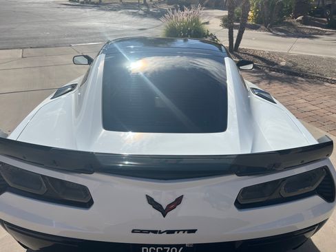 Used 2016 Chevrolet Corvette Z06 w/ Z07 Performance Package image 9