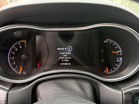 Used 2021 Jeep Grand Cherokee Limited AWD/4WD image 11