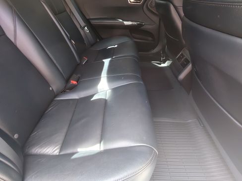 Used 2016 Toyota Avalon XLE image 9