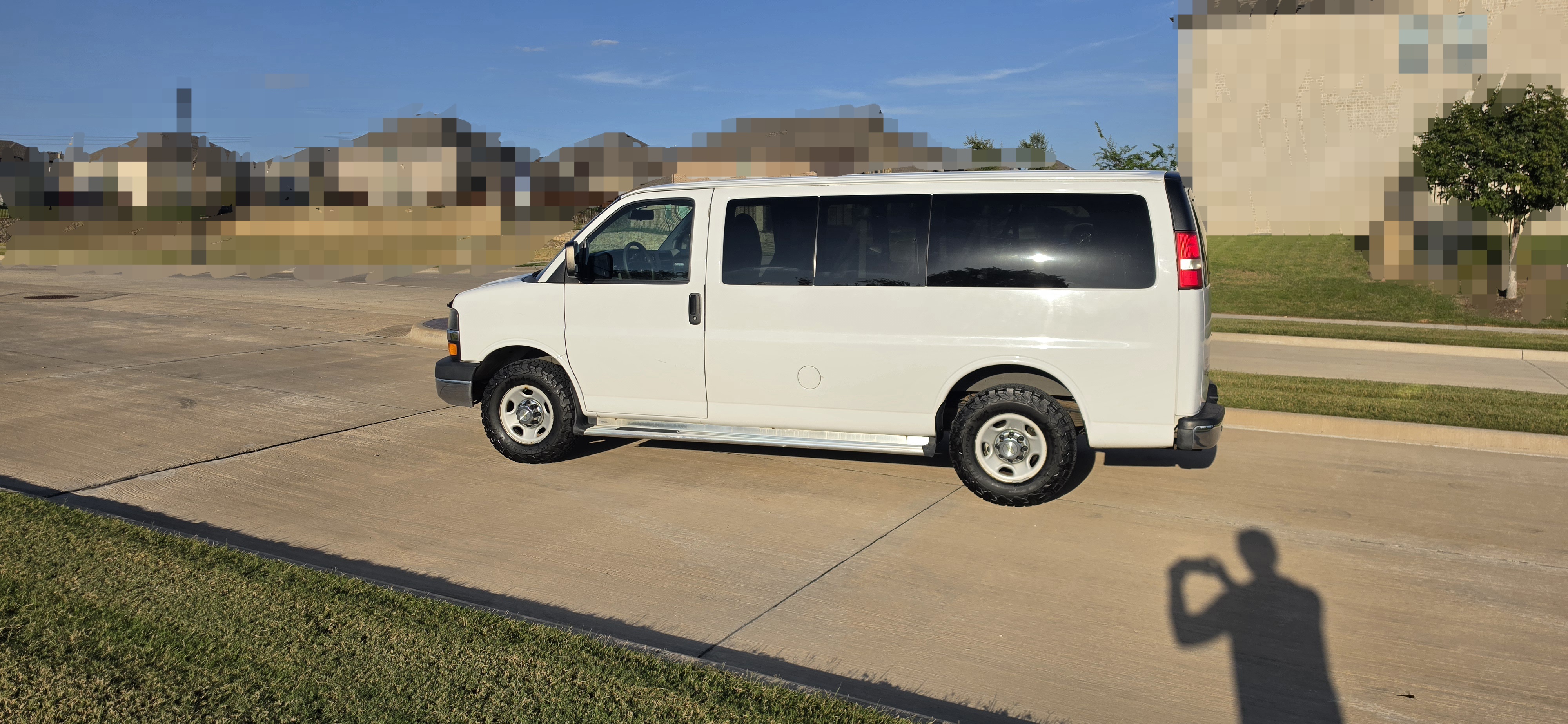 Used 2014 Chevrolet Express 3500 LT w/ LT Preferred Equipment Group RWD image 11