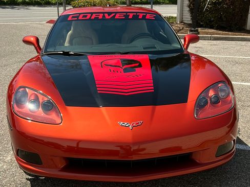 Used 2005 Chevrolet Corvette Coupe w/ Preferred Equipment Group image 4