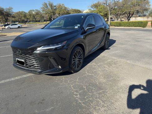 Used 2025 Lexus RX 350 FWD image 8