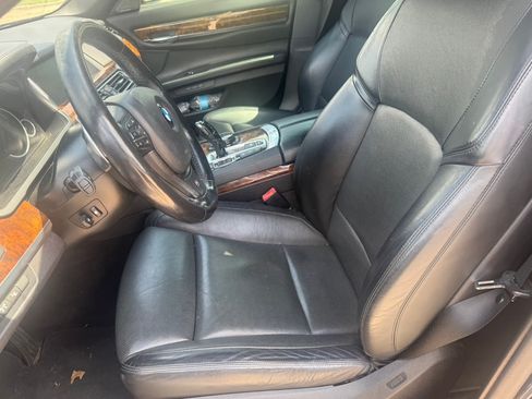 Used 2015 BMW 750Li xDrive AWD/4WD image 11
