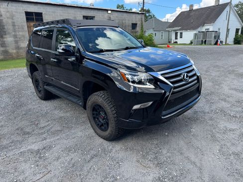 Used 2016 Lexus GX 460 image 9