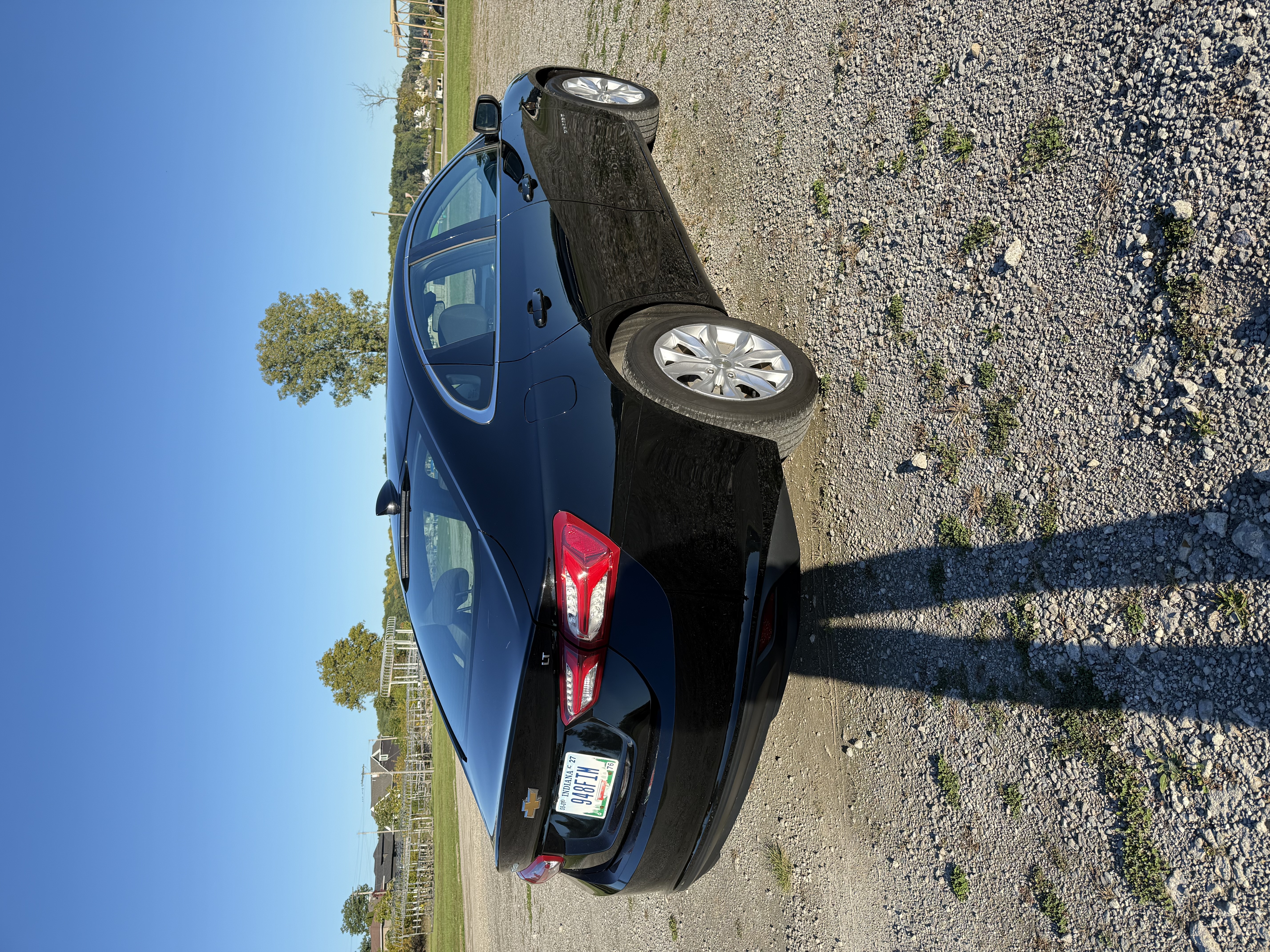 Used 2021 Chevrolet Malibu LT FWD image 4