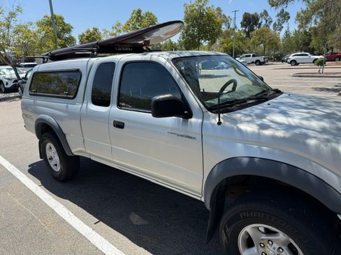 Used 2003 Toyota Tacoma PreRunner RWD image 10