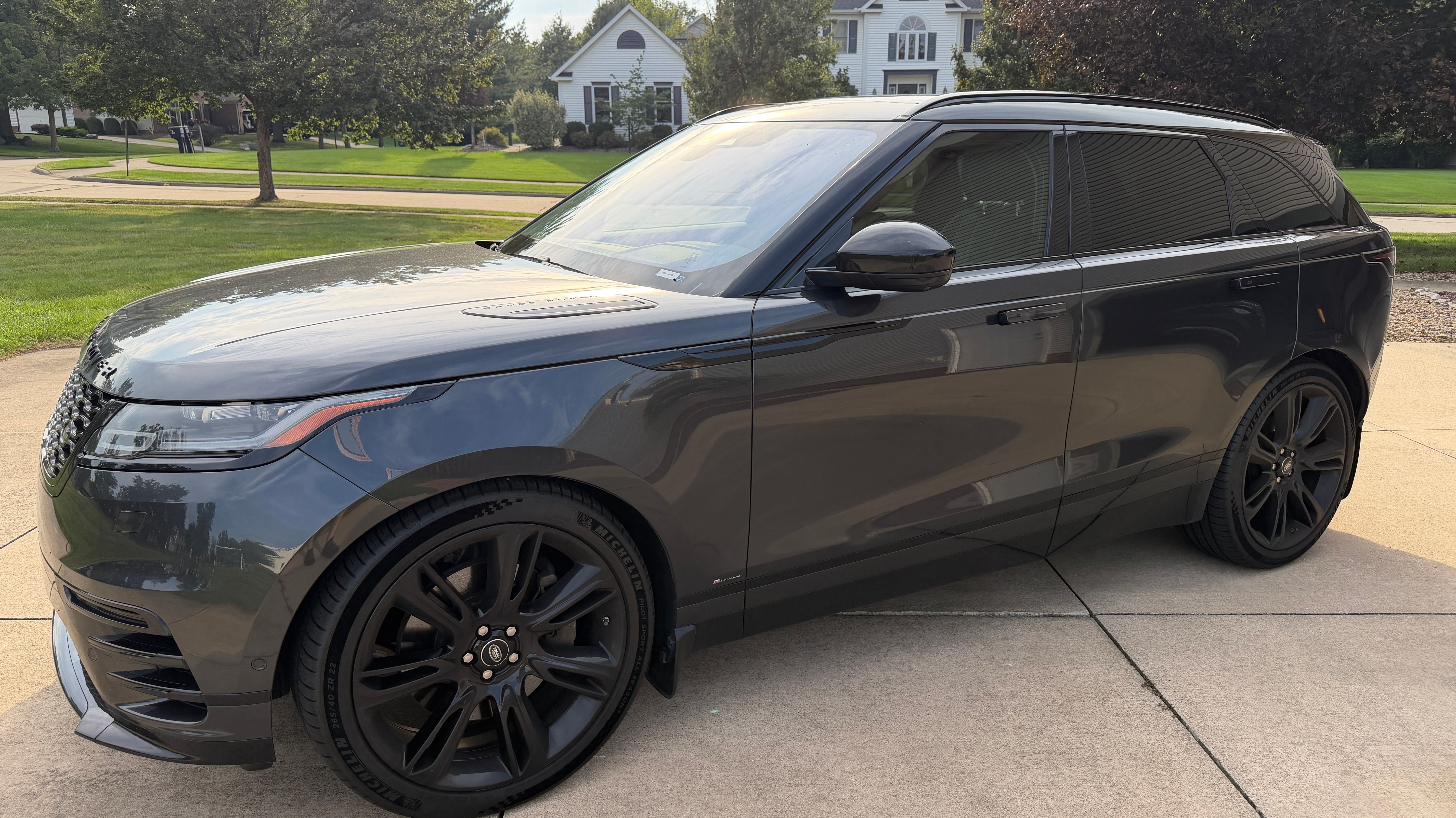 Used 2021 Land Rover Range Rover Velar R-Dynamic S AWD/4WD image 1