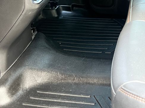 Used 2021 GMC Sierra 1500 AT4 AWD/4WD image 8