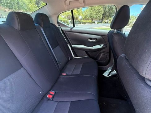 Used 2023 Nissan Sentra SV FWD image 10