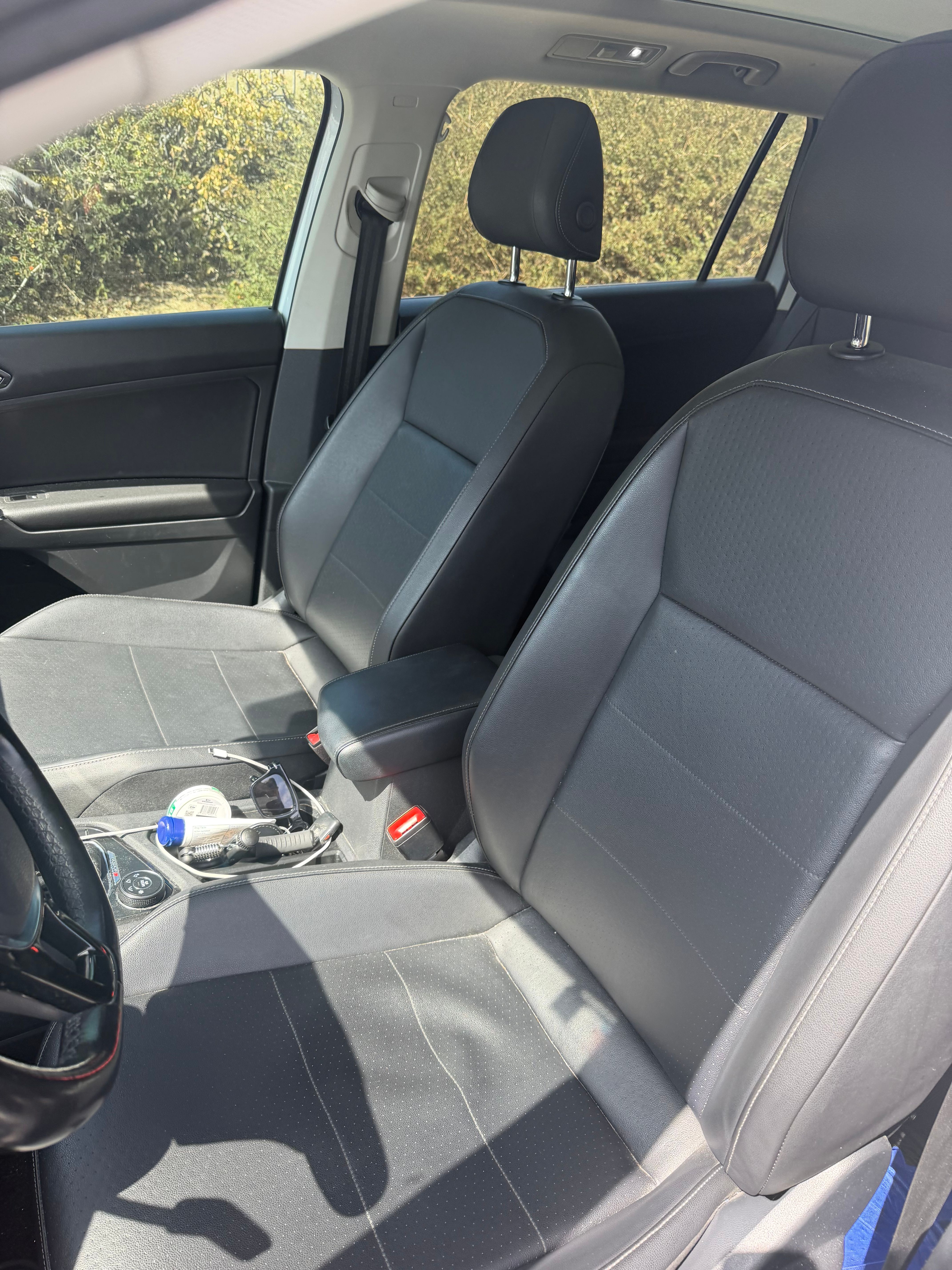 Used 2018 Volkswagen Tiguan SEL AWD/4WD image 6
