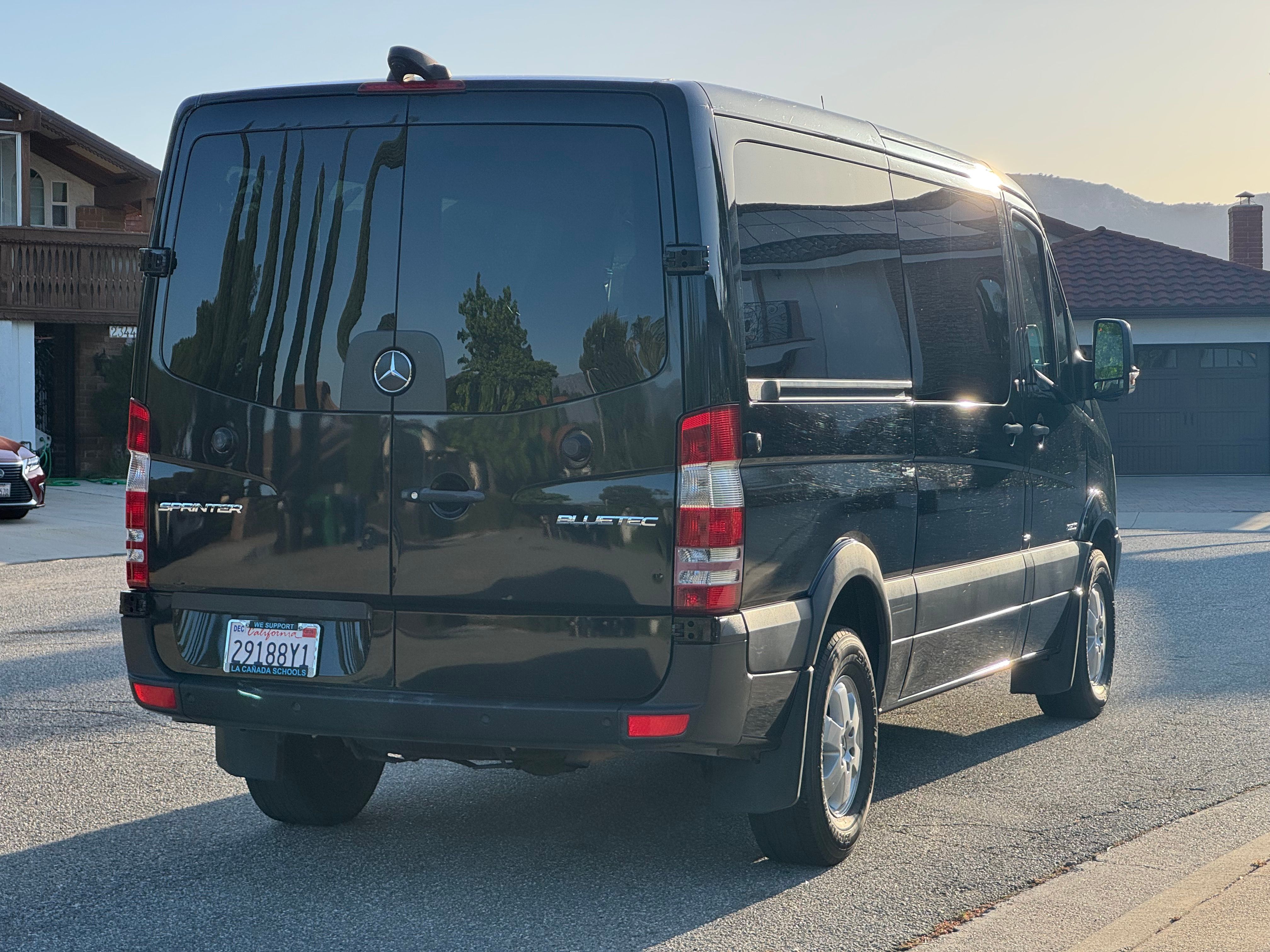 Used 2016 Mercedes-Benz Sprinter 2500 image 6