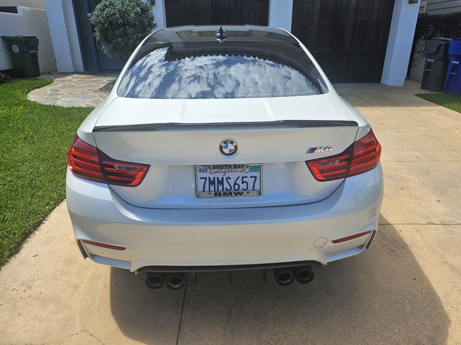Used 2015 BMW M4 Coupe RWD image 5