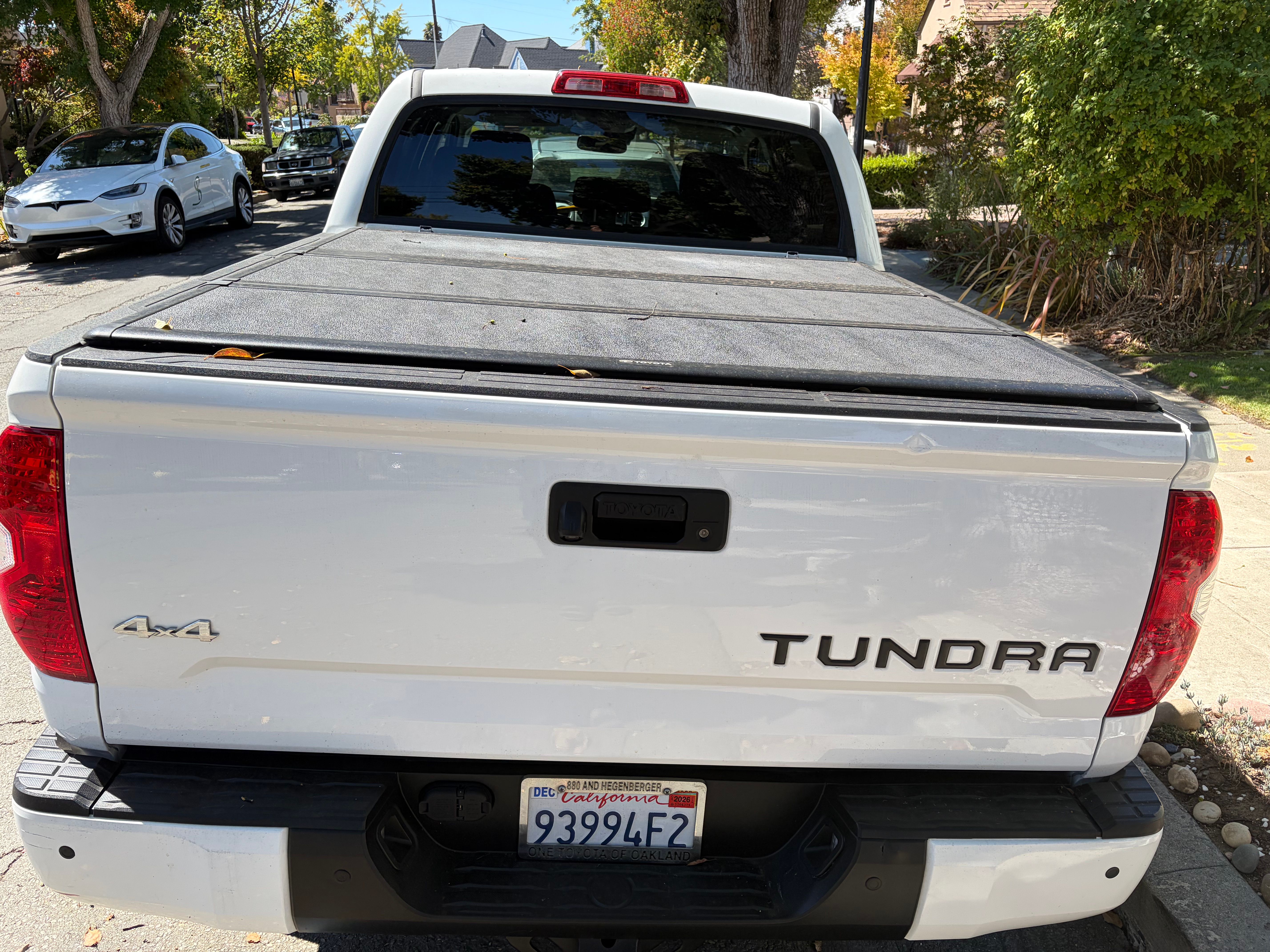 Used 2018 Toyota Tundra SR5 w/ SR5 Upgrade Package AWD/4WD image 5