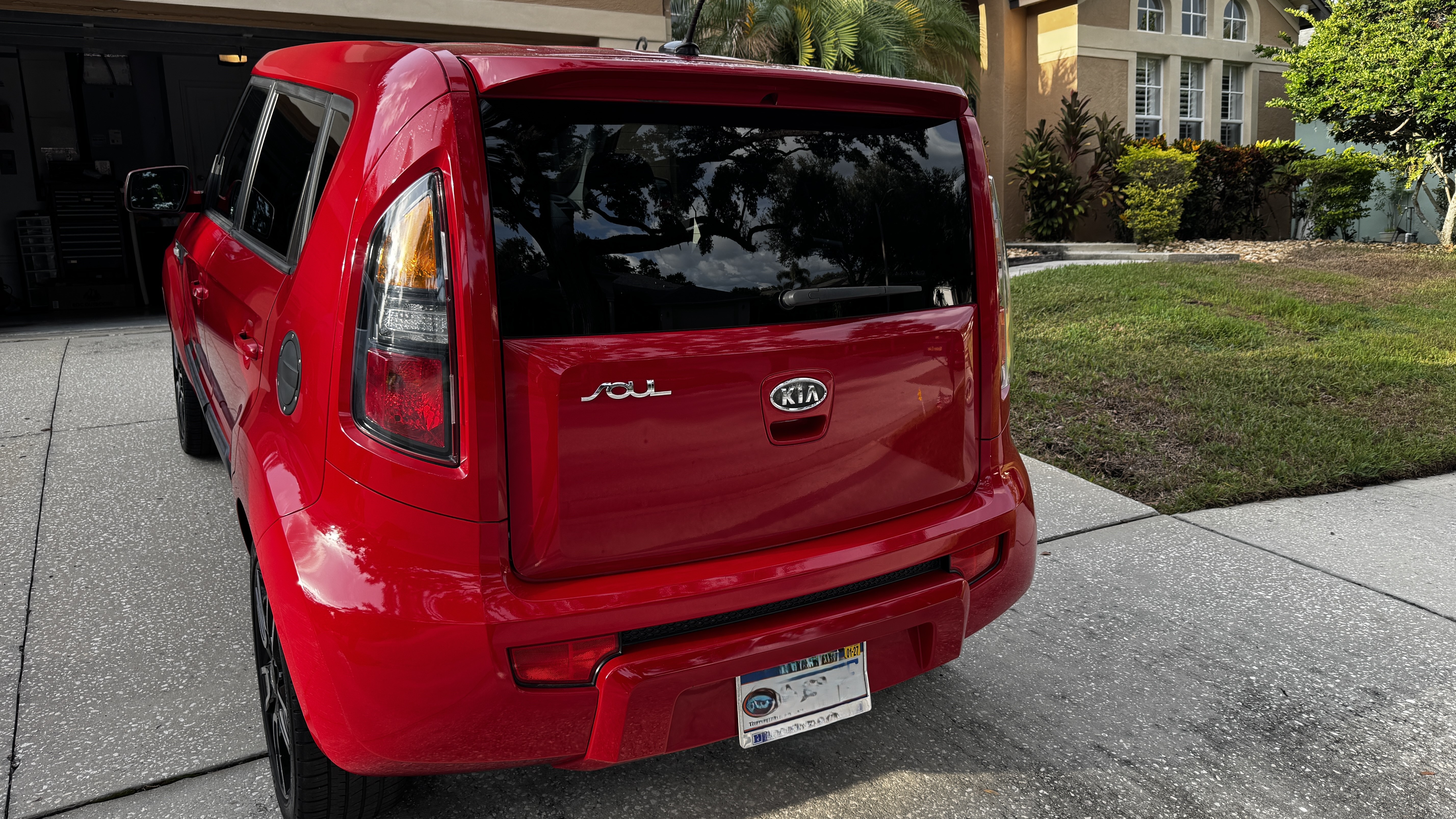 Used 2011 Kia Soul + w/ Hamstar Special Edition Pkg FWD image 9