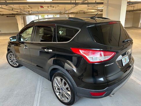 Used 2014 Ford Escape SE w/ SE Chrome Package image 6