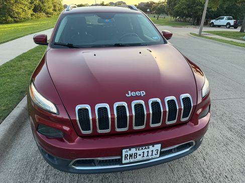 Used 2015 Jeep Cherokee Limited w/ Luxury Group image 9