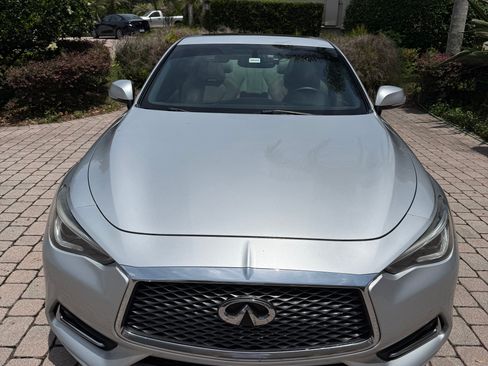 Used 2017 INFINITI Q60 3.0t w/ Premium Plus Package 3.0T RWD image 10