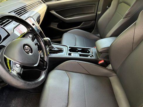 Used 2019 Volkswagen Arteon SE AWD/4WD image 4