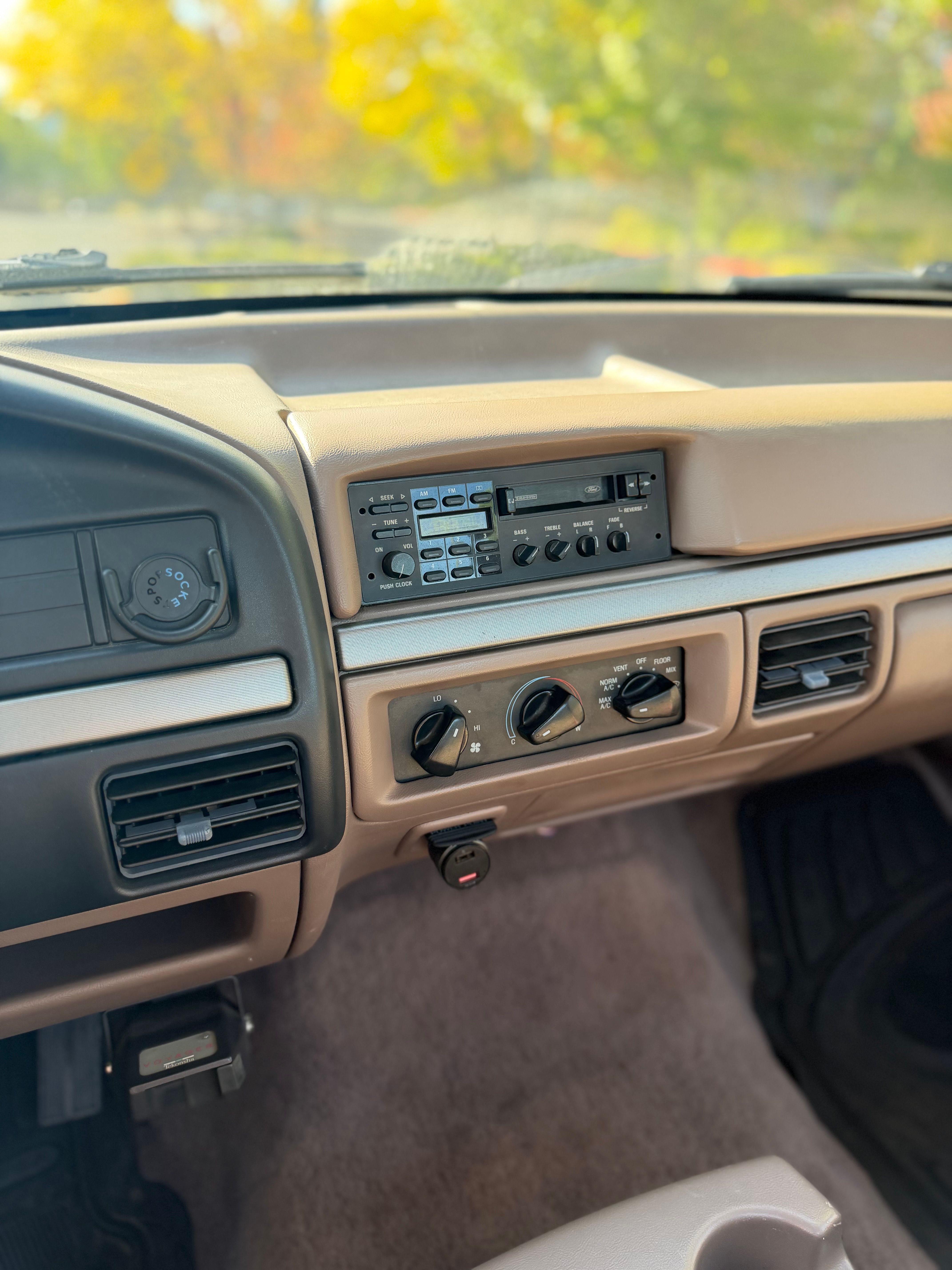 Used 1993 Ford F250 2WD Regular Cab image 23