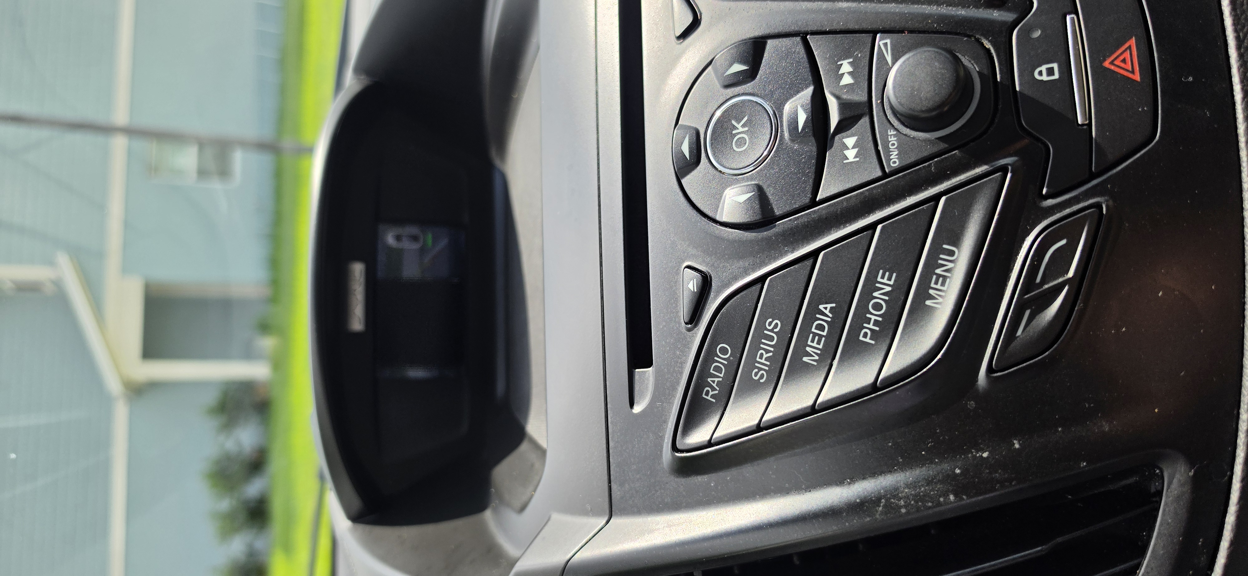 Used 2016 Ford Escape SE FWD image 9