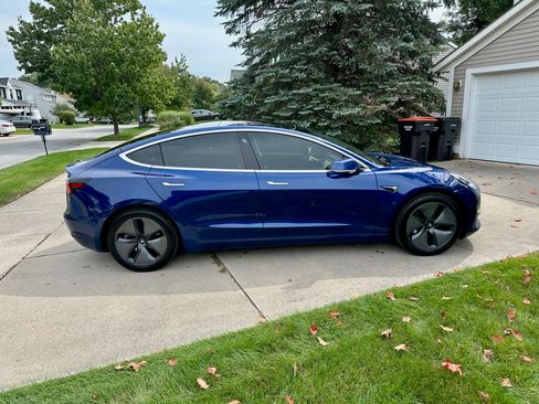 Used 2020 Tesla Model 3 Long Range AWD/4WD image 1
