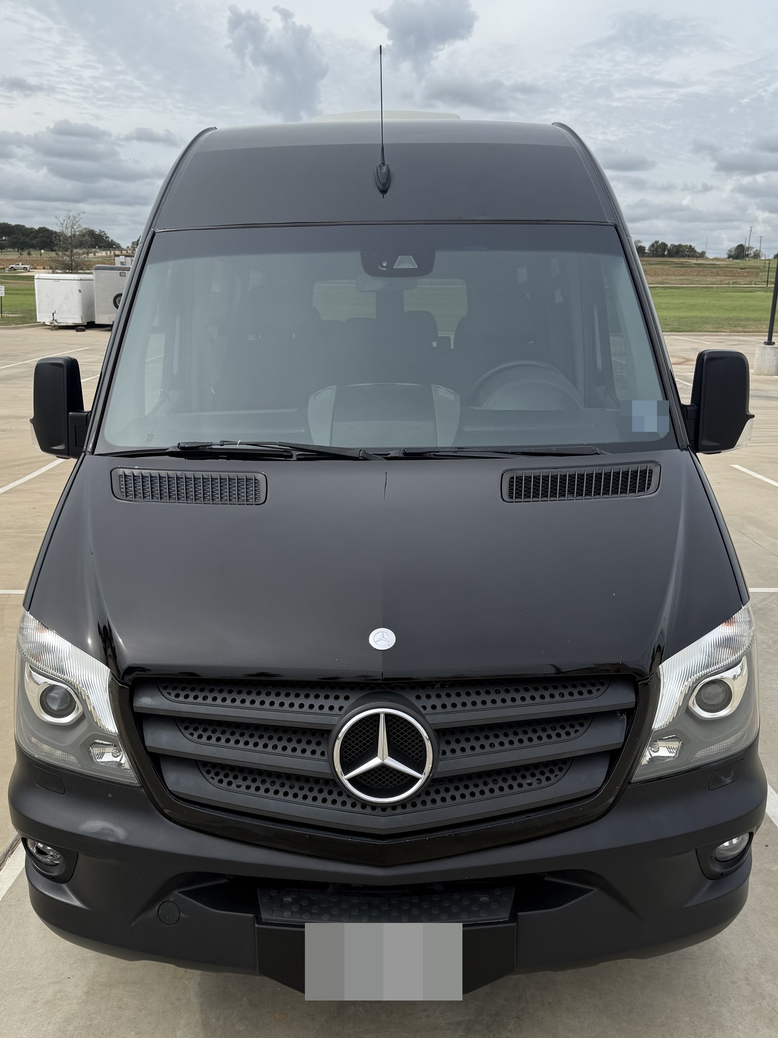 Used 2015 Mercedes-Benz Sprinter 2500 image 9