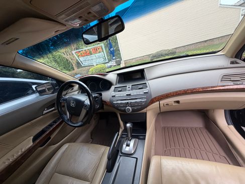 Used 2009 Honda Accord EX-L image 14
