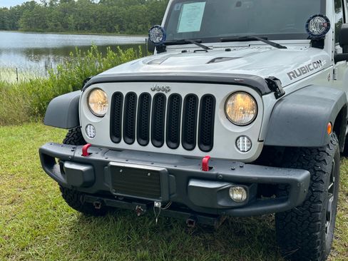 Used 2014 Jeep Wrangler Rubicon image 10