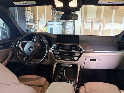 Used 2020 BMW X4 xDrive30i w/ Convenience Package AWD/4WD image 16