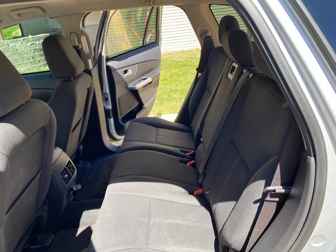 Used 2011 Ford Edge SE w/ 101A Rapid Spec Order Code image 15