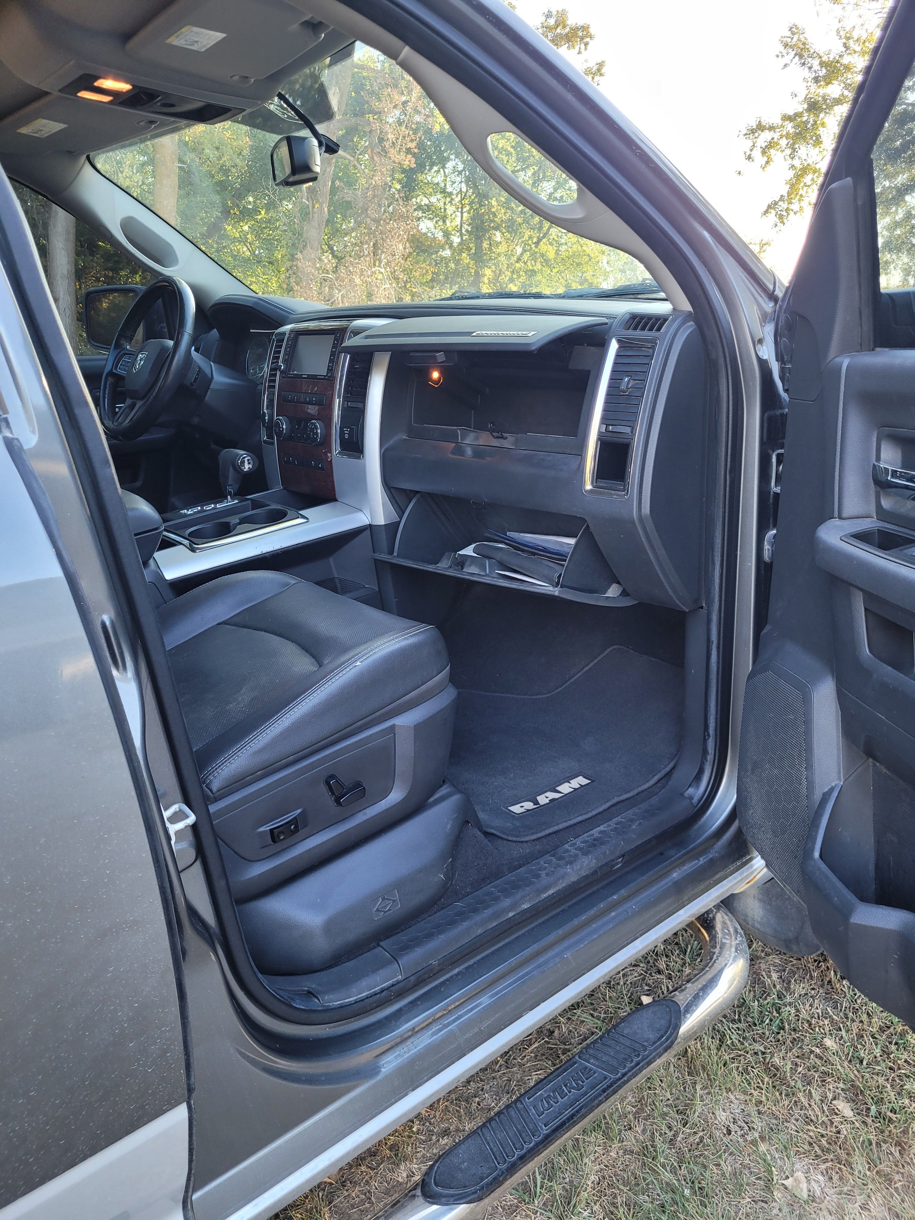 Used 2012 RAM 1500 Laramie w/ Protection Group AWD/4WD image 20