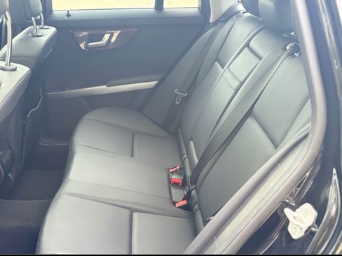 Used 2015 Mercedes-Benz GLK 350 2WD image 16