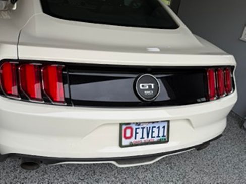 Used 2015 Ford Mustang 50 Years RWD image 18