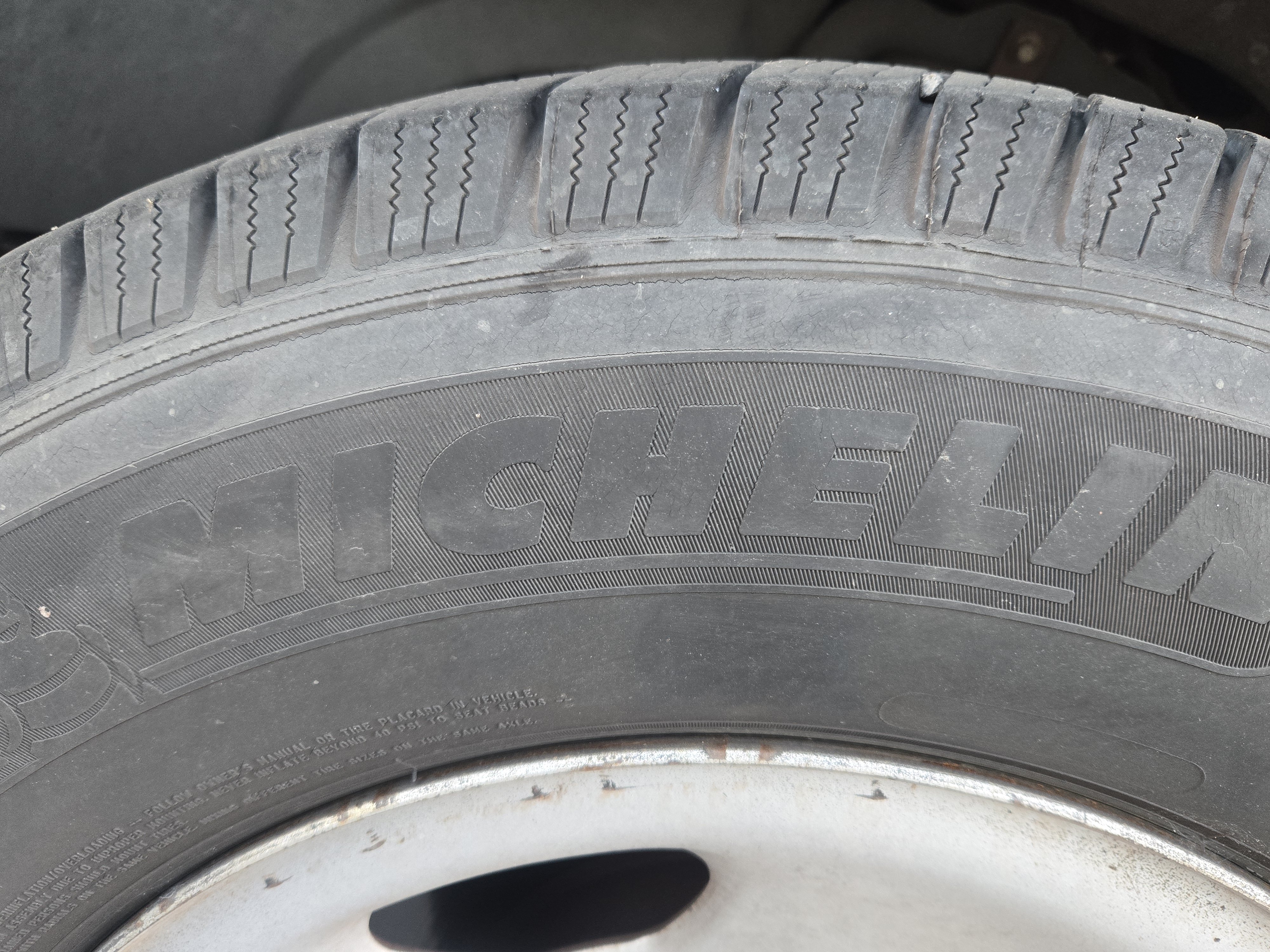 Used 2009 Ford F350 XL RWD image 10