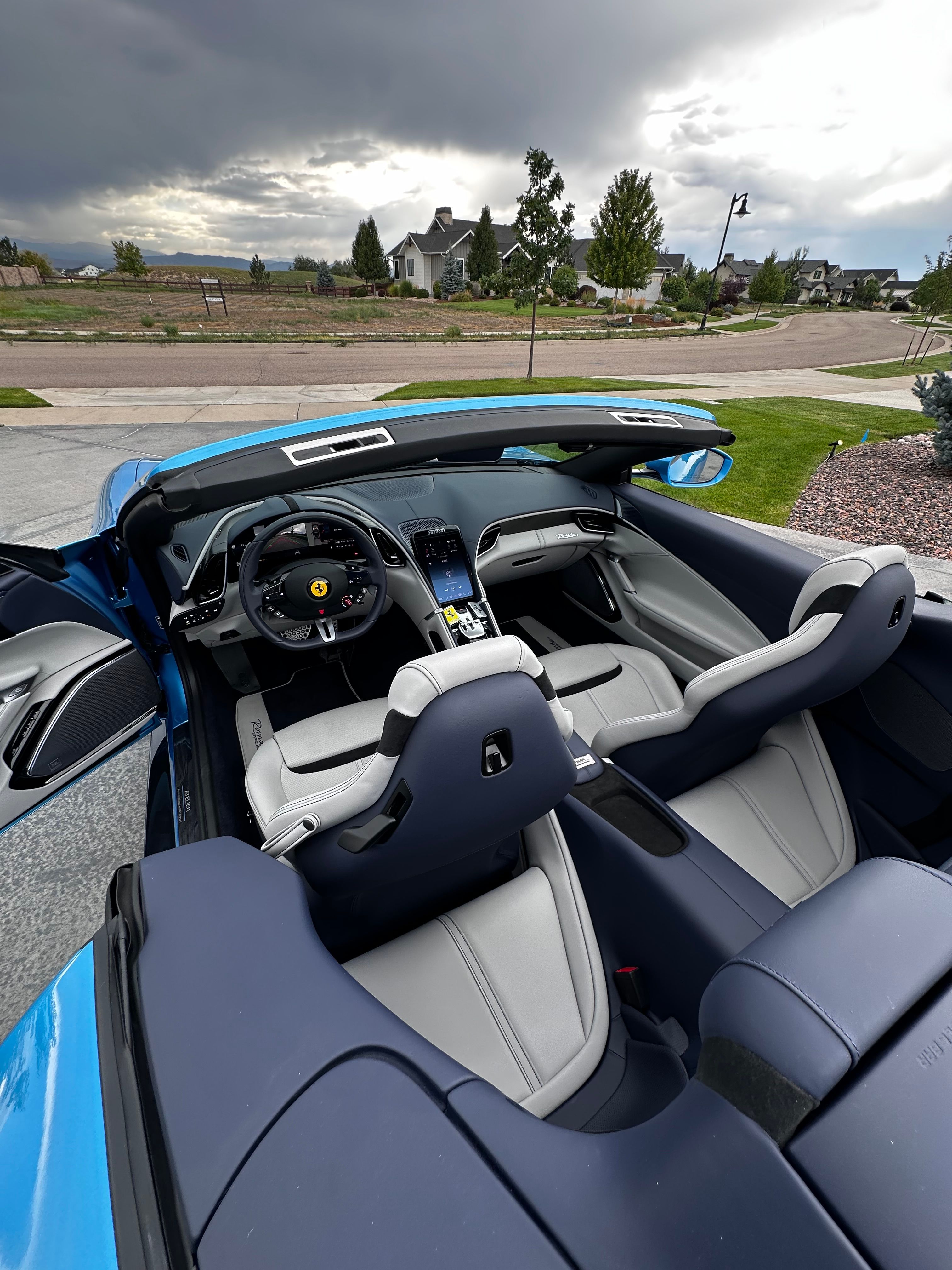 Used 2024 Ferrari Roma Spider RWD image 18