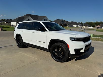 Used 2023 Jeep Grand Cherokee L Limited w/ Black Appearance Package