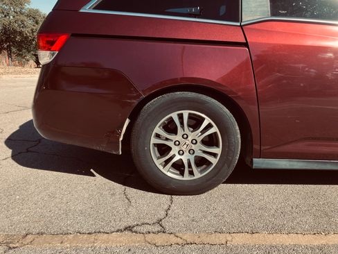 Used 2016 Honda Odyssey EX-L image 9