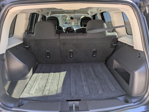 Used 2014 Jeep Patriot Sport w/ Power Value Group image 11