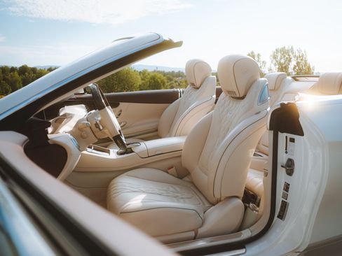 Used 2020 Mercedes-Benz S 560 Cabriolet image 10