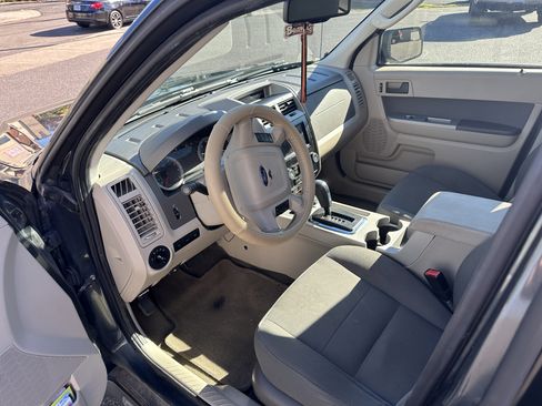 Used 2010 Ford Escape 4WD Hybrid image 5